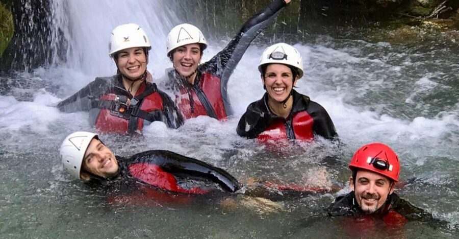 Anna: amazing water canyoning experience near Valencia - Why Anna canyoning feels like a real Valencia-day adventure