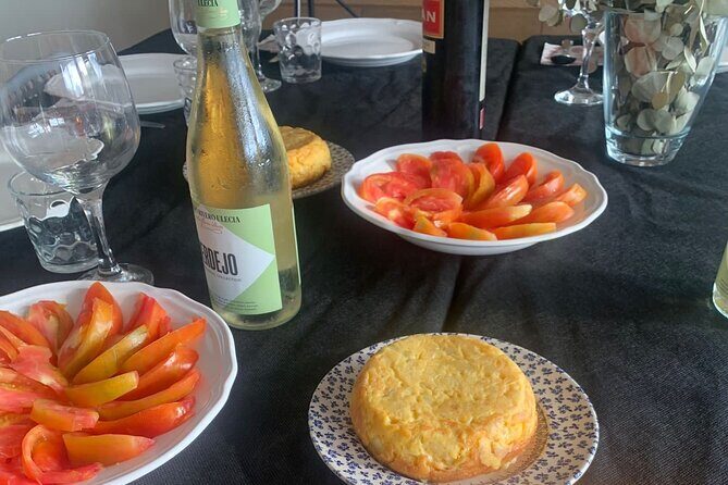 Authentic Paella Dinner in Valencia - Meet Ignacio (Nacho) and the welcome that sets the tone