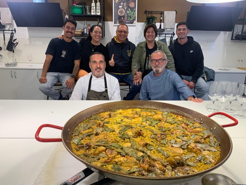 Class of Valencian Paella with welcome drinks and tapas - Welcome drinks, quick orientation, then you start cooking