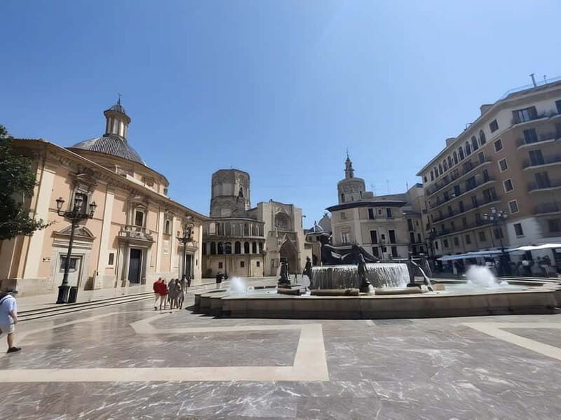 Discover Valencia yourself with a Playful walking tour! - Practical prep so the puzzles don’t become a hassle