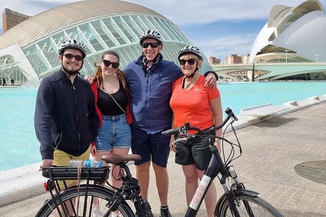 E-Bike Grand Valencia Private Tour - Stop 5: Jardins del Real and Jardins de Vivers, Royal-Palace Remnants