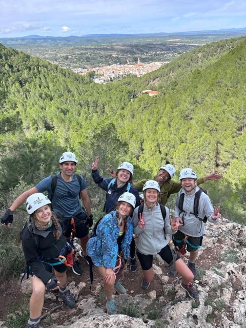 Enguera - The start: stone walls and iron clamps that warm up your arms