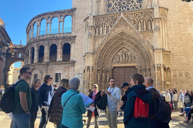 Essential Valencia and World Heritage Sites (English) - Lonja de la Seda: why the Silk Exchange matters