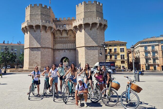Fantastic Bike Tour of Valencia in Italian - Placa de L’ajuntament: The Town Hall Square as Your Orienting Point