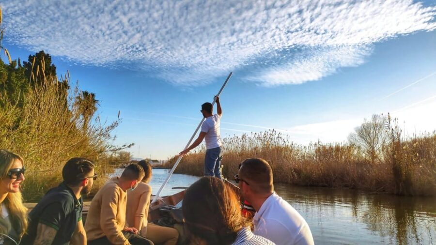 From Valencia: Albufera Day Trip with Boat Tour and Transfer - Palmar on an island: traditional homes and the quieter pace