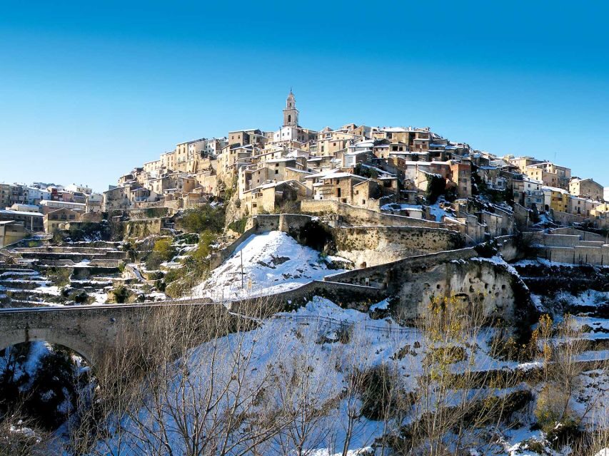 From Valencia: Bocairent and Covetes dels Moros Day Trip - Why Bocairent feels different from other Valencia day trips