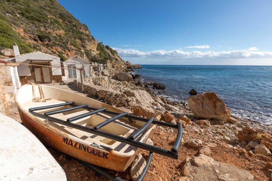 From Valencia: Cala del Moraig Hiking & Beach Trip - Getting to Moraira without wasting your morning