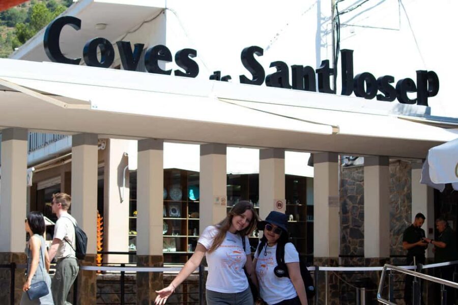 From Valencia: Caves of San José Guided Excursion and Ticket - Timing and the 30-minute break outside the caves