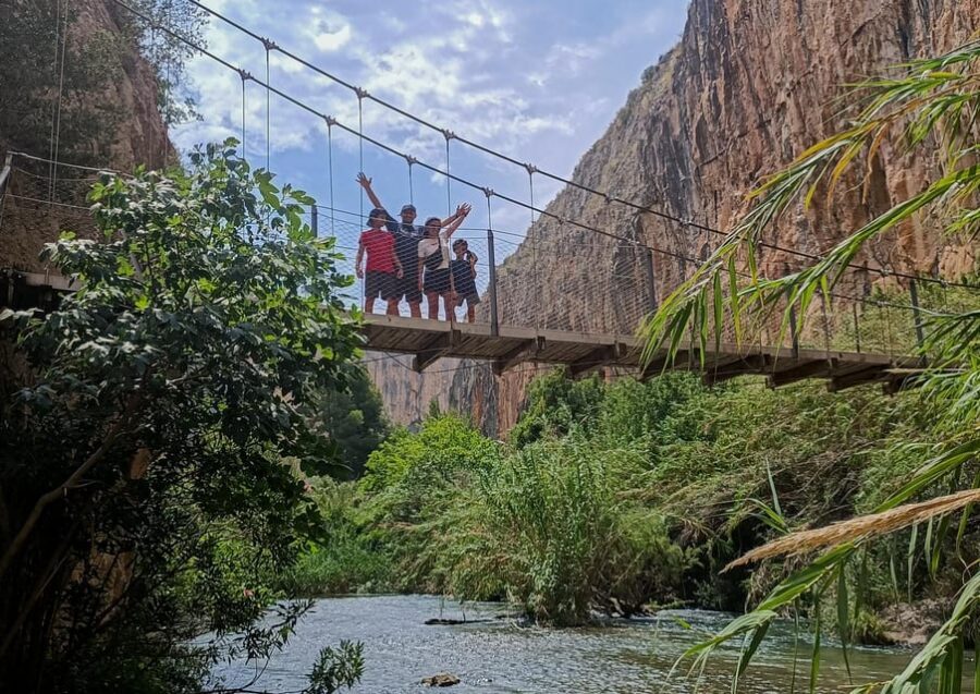 From Valencia: Chulilla, Turia Canyon, Hanging bridges... - Los Calderones route: your “walk + water” portion of the day