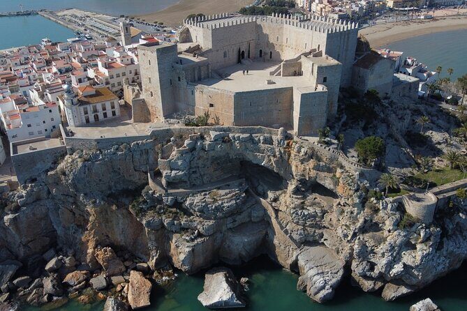 From Valencia: Day Tour in Peniscola, Game of Thrones - The ride from Valencia: settle in for the long part first