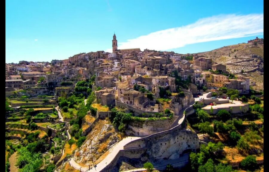 From Valencia: Discover the Medieval Splendour of Bocairent - Bocairent: how this “step back in time” trip works