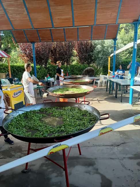 From Valencia: La Tomatina 2025 - The noon firecracker: entering the tomato battle zone the smart way