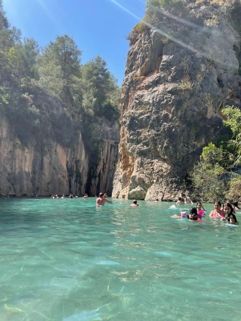From Valencia: Montanejos Tour with Guided Hike - Should you book Montanejos with a guided hike?