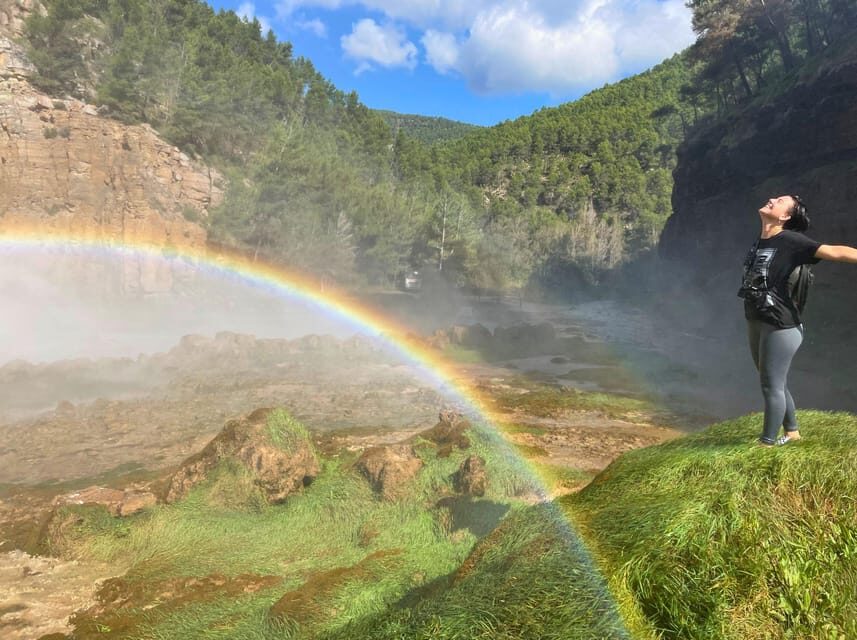 From Valencia: Montanejos Tour with Guided Hike - Coach rides, timing, and what you should expect at pickup