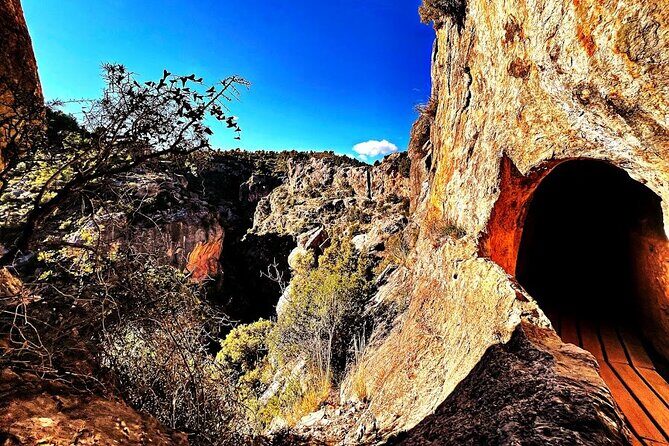 Full-day Hiking at Ruta the Aqua across Pena Cortada - The circular return to Calles: how the day winds down