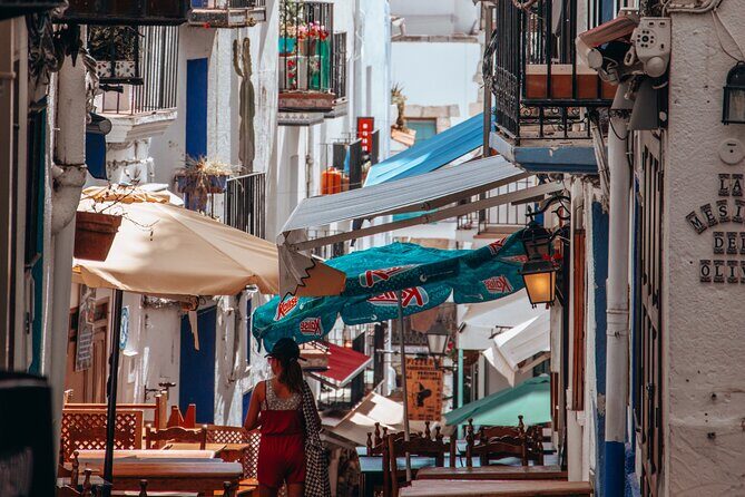 Full Day Tour to Peñíscola from Valencia - Casa de las Conchas: a façade you’ll want to see up close