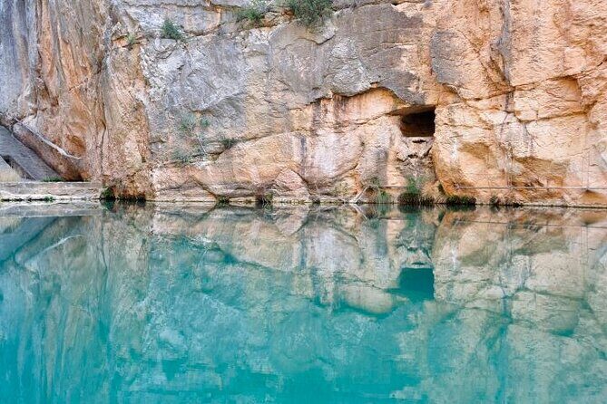 Hike Hanging Bridges and Canyon Túria - Chulilla - OFFICIAL GUIDE - Key things I’d circle before you book