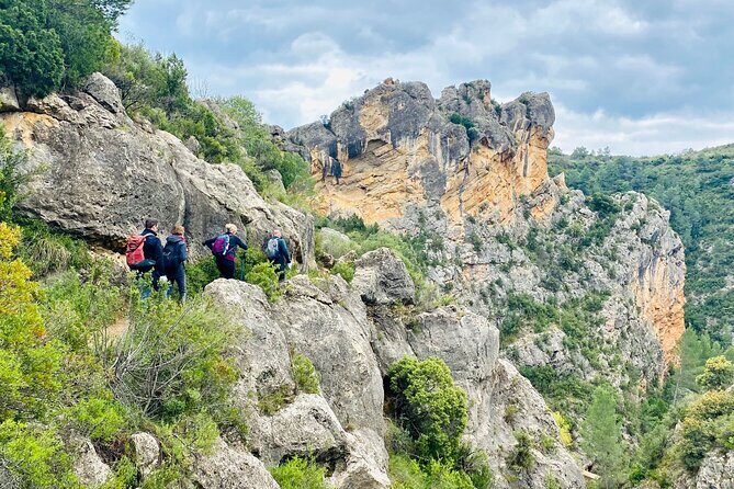 Hiking Tour of the Roman Aqueduct of Peña Cortada and Ruta de Agua - Pace, Terrain, and What to Pack for a 9-Hour Day