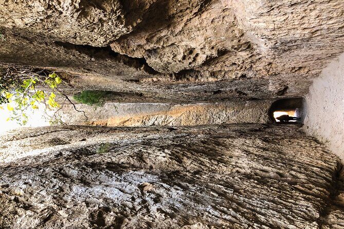 Hiking Tour of the Roman Aqueduct of Peña Cortada and Ruta de Agua - Chelva Break: White Town Walking and the Ruta de los Lavaderos