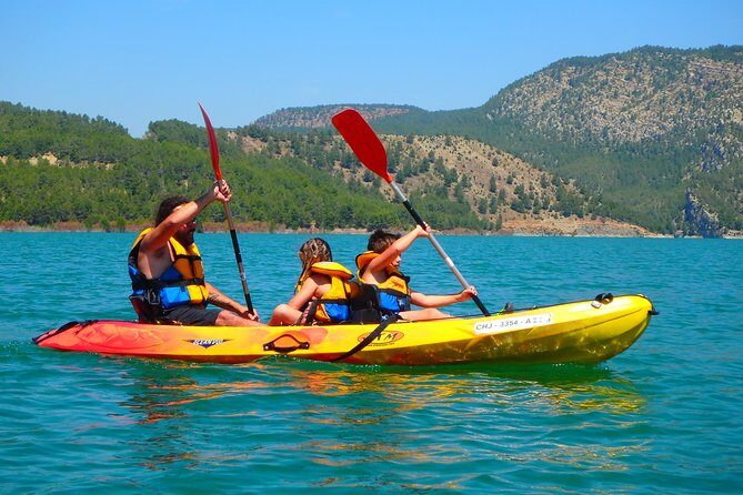 Kayak Routes In A Lake - What You Actually Get in This 3-Hour Kayak Trip