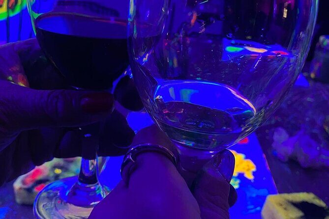 Paint a neon fluorescent picture while drinking unlimited wine - What Happens During the 2-Hour Session
