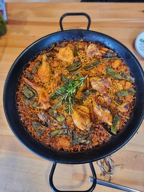 Private Paella & Tapas Cooking Class in a Local Chef's Home - Drinks and Spherifications: How the Class Starts on the Right Foot