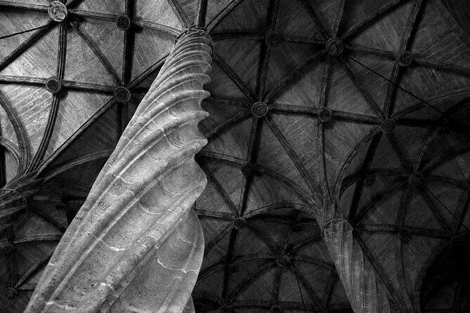 Private Tour of Valencia with Official Guide - Palau de la Generalitat: Civic Power and Architecture in Context
