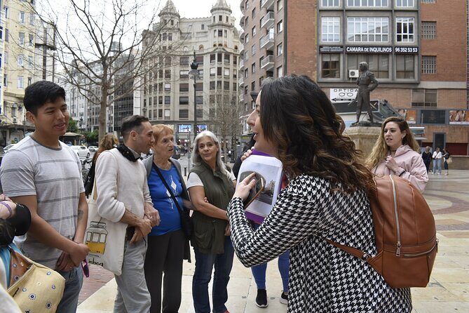 Private Walking Tour of Games and History in the Center of Valencia - Starting near Carrer de Xàtiva: Plaza de Toro as your first puzzle