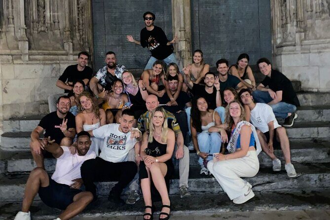 Pub Crawl Tour in Valencia - Welcome shots: the simple move that changes the night