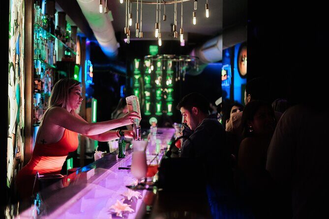 Pub Crawl Valencia | The Biggest | Club Entry Included - Your 4-hour game plan: bars first, then the night continues
