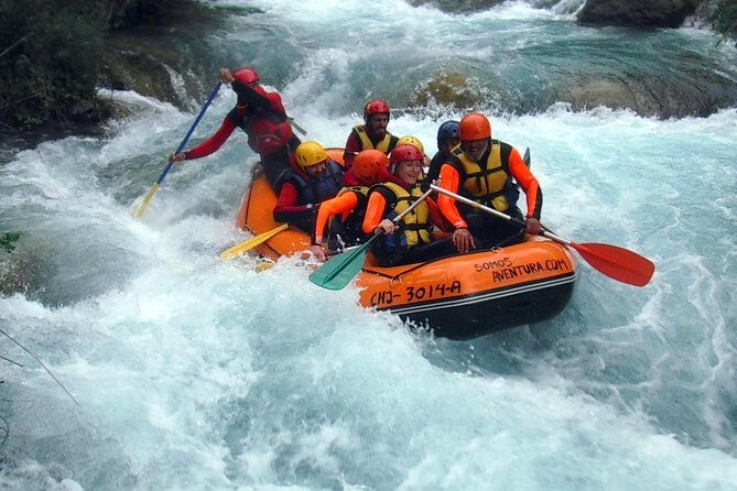 Rafting white water in Montanejos 1h Valencia - Gear, Guides, and Safety That Doesn’t Feel Stuffy