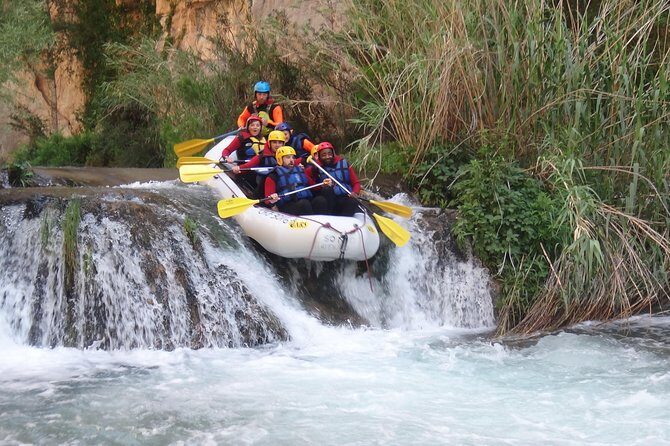 Rafting white water in Montanejos 1h Valencia - English-Friendly, Family-Friendly, Group-Friendly