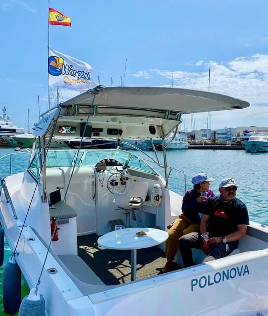 Rent Boat Valencia Yatch Polonova with capitan and drinks - Captain included: what that changes about your day on the water