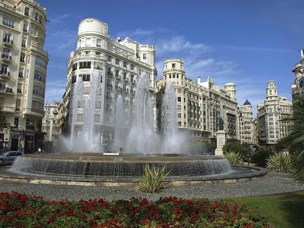 Shore Excursion: City Tour with Tapas in 11th Century Monument - Key things I’d plan around