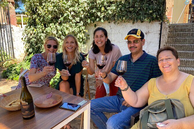 Singular Valencia Wine Tour Utiel Requena Wineries - Stop 2: Bodega Vera de Estenas—vineyards, old and new, and family hospitality