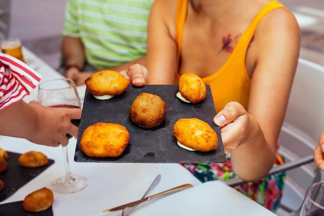 The 10 Tastings of Valencia With Locals: Private Food Walking Tour - Private 3-hour Valencia tastings: what you’re really paying for