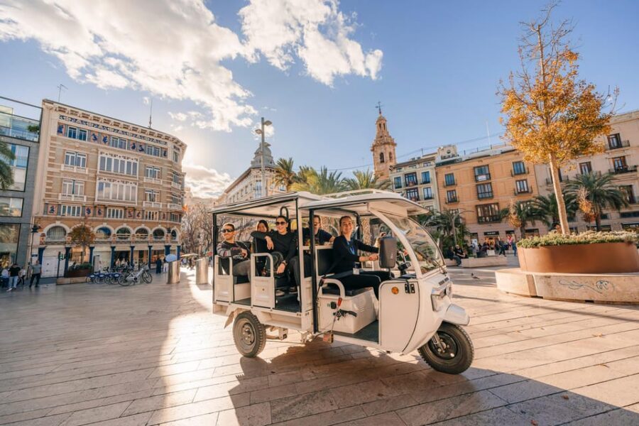 Valencia 1 hour by TukTuki: Essential and Private Tour - Malvarrosa Beach and Las Arenas Beach: Coast Stops That Break Up the Day