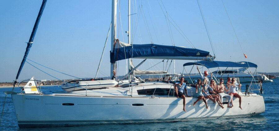 Valencia: 2-Hour Private Boat Cruise - Group size up to 11: privacy, but not a long commitment
