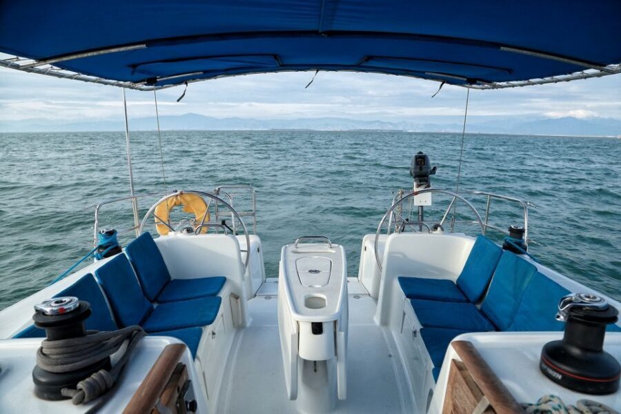 Valencia: 2-Hour Private Boat Cruise - Entering Marina Real Juan Carlos I: find your skipper quickly