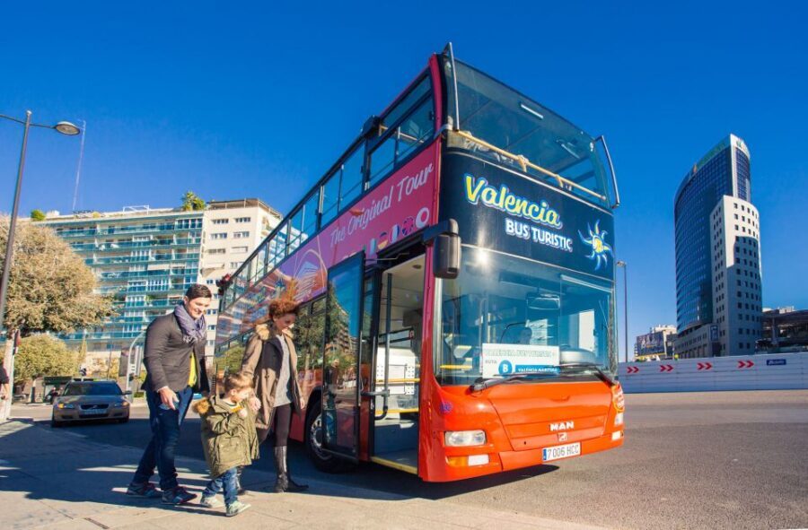 Valencia: 24 or 48-Hour Hop-on Hop-off Bus Ticket - Key points to know before you ride