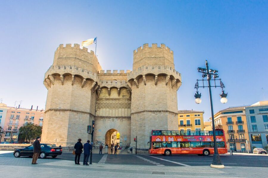 Valencia: 24 or 48-Hour Hop-on Hop-off Bus Ticket - Audio guide quality: great idea, seat matters