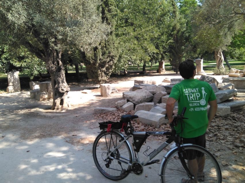 Valencia: 3-Hour Guided City Sightseeing & Beaches Bike Tour - Meeting point and practical expectations (so you don’t waste time)