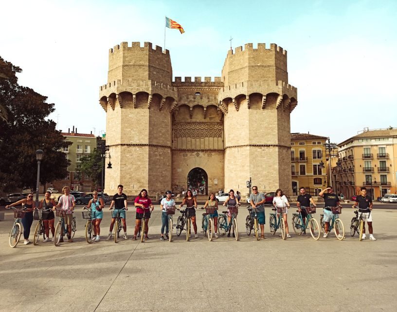 Valencia: 3-Hour Guided City Sightseeing & Beaches Bike Tour - Pedaling through Valencia’s historic center: more than a drive-by