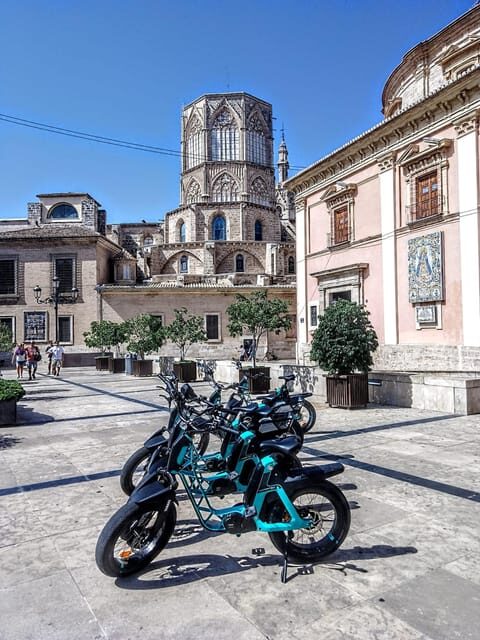 Valencia all in one: beaches, old town & city arts by E-bike - Should you book this Valencia e-bike tour?