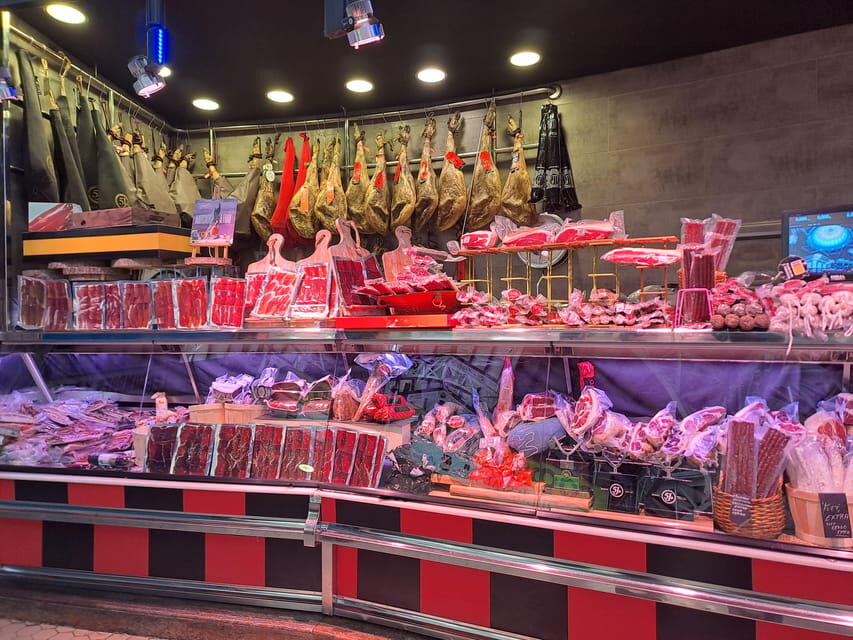 Valencia: Authentic Tapas & Drinks with a Local - Key things that make this tour worth your time