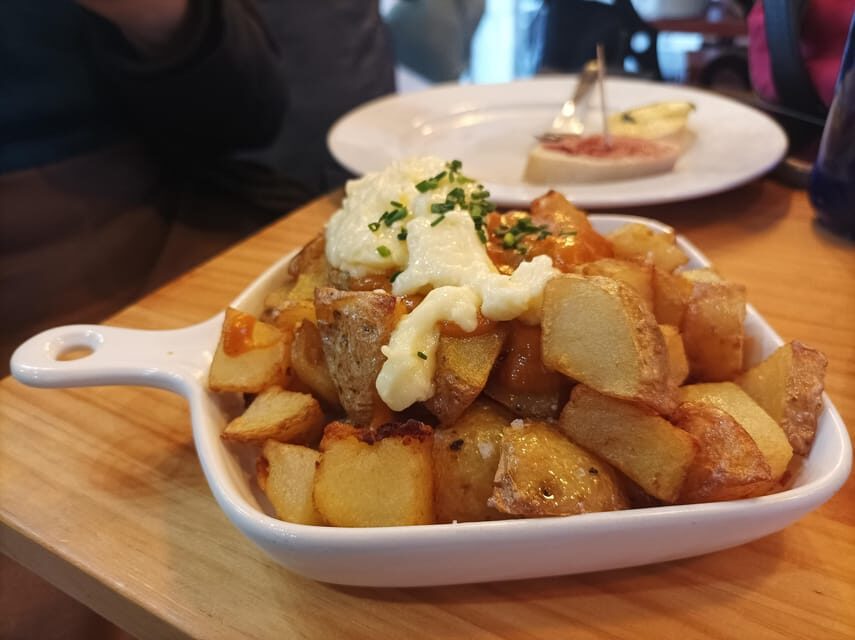 Valencia: Authentic Tapas & Drinks with a Local - Price and pace: what $81 gets you in real terms