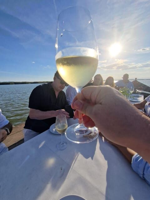 Valencia: Boat Ride with Valencian Wine Tasting & Tapas - Rules and comfort limits you should know
