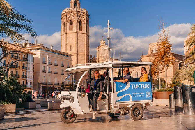 Valencia by Tuk Tuk i: Private tour 1 or 2 hours explore the city - A flowered pedestrian bridge, the Valencia CF stadium, and the coast