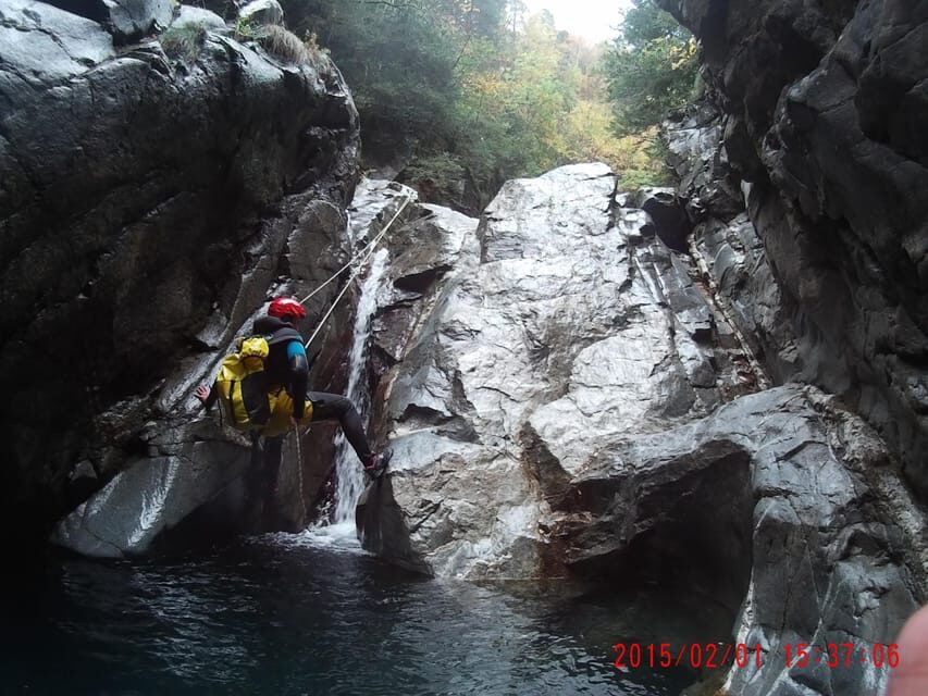 Valencia Canyoning. Experience for everyone - Inside the Canyon: Clear Pools, Multiple Rappels, and Optional Jumps