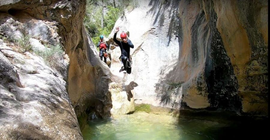 Valencia: Canyoning Half-Day Adventure Tour - Instructor guidance: the difference between scary and controlled